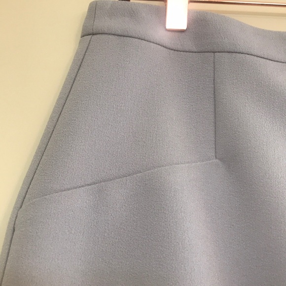 Top shop light grey skirt. Size 10. NWT. - Picture 3 of 4